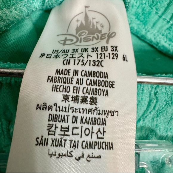 NWT. Disney Mickey Mouse and Friends Terry Shorts for Women 3X. - Picture 6 of 9